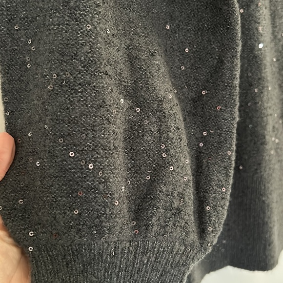 NWT WHBM Vneck Sequin Sweater - Picture 9 of 9